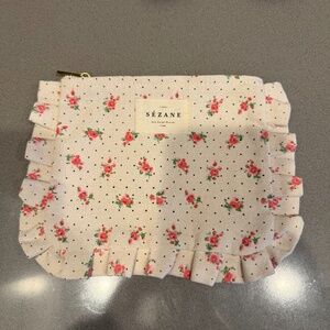 Sezane pouch